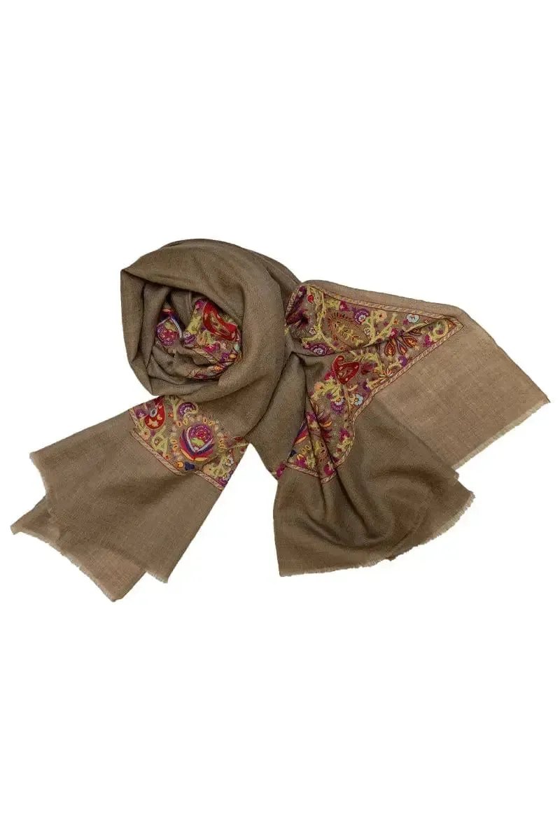 Mohini Embrodery Shawl Qiviuk